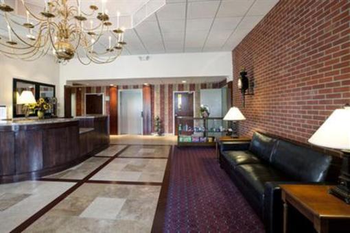 фото отеля Quality Inn & Suites Watertown (South Dakota)