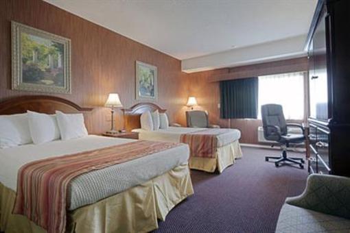 фото отеля Quality Inn & Suites Watertown (South Dakota)