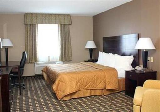 фото отеля Quality Inn & Suites Watertown (South Dakota)