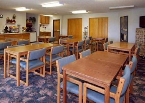 фото отеля Quality Inn & Suites Watertown (South Dakota)