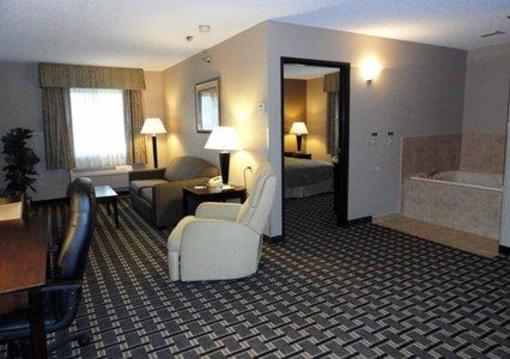 фото отеля Quality Inn & Suites Watertown (South Dakota)