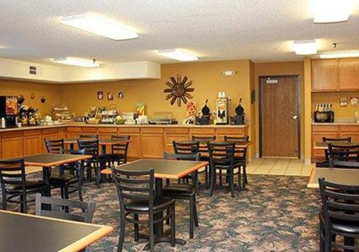 фото отеля Quality Inn & Suites Watertown (South Dakota)