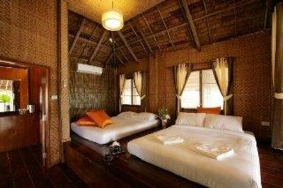 фото отеля Captain Hook Resort Trat