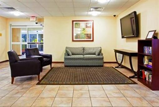 фото отеля Candlewood Suites Jacksonville (North Carolina)