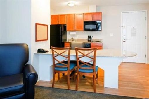 фото отеля Candlewood Suites Jacksonville (North Carolina)