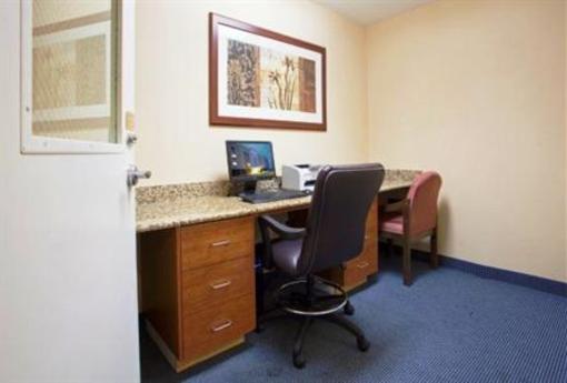 фото отеля Candlewood Suites Jacksonville (North Carolina)