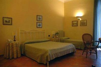 фото отеля Mergellina Hotel Naples