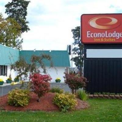 фото отеля Econo Lodge Inn & Suites Plattsburgh