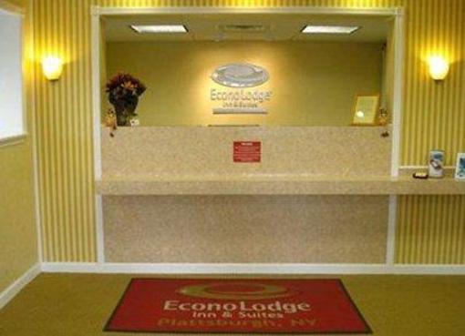 фото отеля Econo Lodge Inn & Suites Plattsburgh
