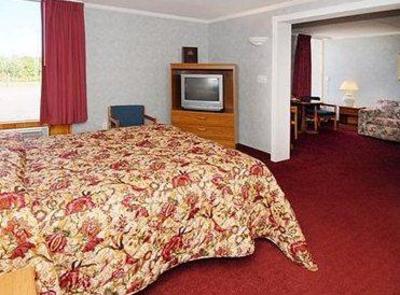 фото отеля Econo Lodge Inn & Suites Plattsburgh