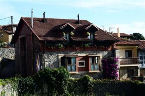 фото отеля La Llobera Apartamentos Llanes