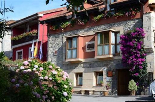 фото отеля La Llobera Apartamentos Llanes