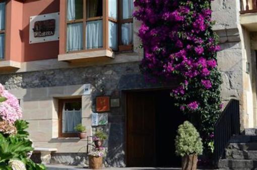 фото отеля La Llobera Apartamentos Llanes