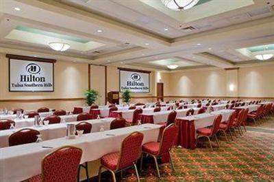 фото отеля Hilton Tulsa Southern Hills