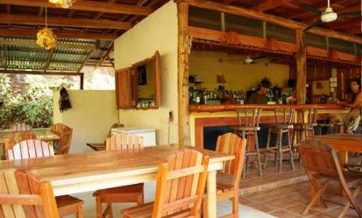 фото отеля Funky Monkey Lodge
