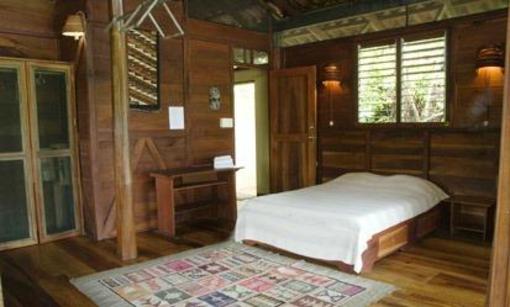 фото отеля Funky Monkey Lodge
