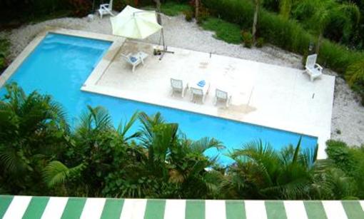фото отеля Funky Monkey Lodge