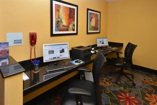 фото отеля Holiday Inn Express Richmond - I64 At Innsbrook