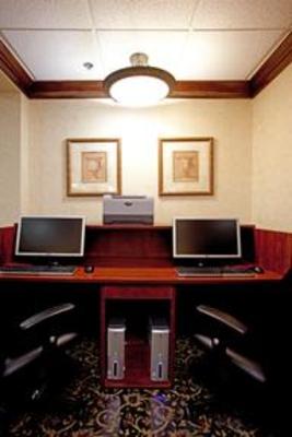 фото отеля Holiday Inn Express Richmond - I64 At Innsbrook