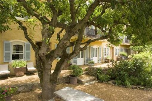 фото отеля Auberge Burgundy Guesthouse Hermanus