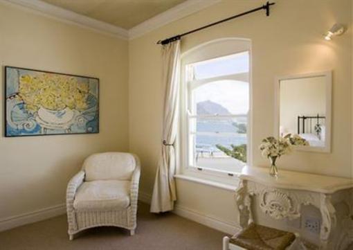 фото отеля Auberge Burgundy Guesthouse Hermanus