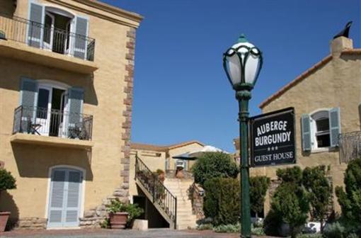 фото отеля Auberge Burgundy Guesthouse Hermanus