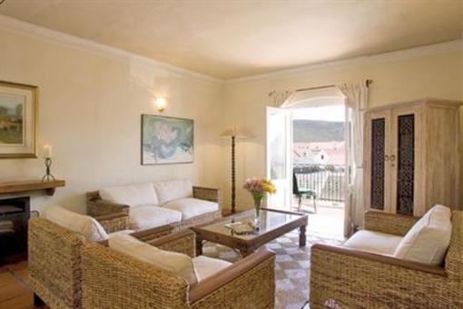 фото отеля Auberge Burgundy Guesthouse Hermanus