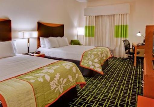 фото отеля Fairfield Inn & Suites Milwaukee Airport