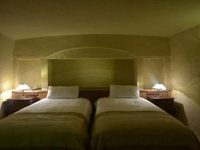 Fresco Cave Suites & Mansions