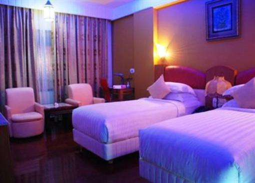 фото отеля Hotel Dew Drops Bangalore