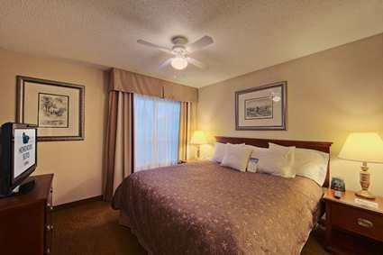 фото отеля Homewood Suites Hartford/Windsor Locks