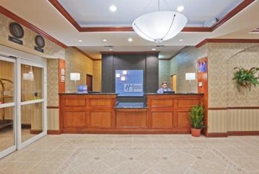фото отеля Holiday Inn Express Hotel & Suites Corsicana