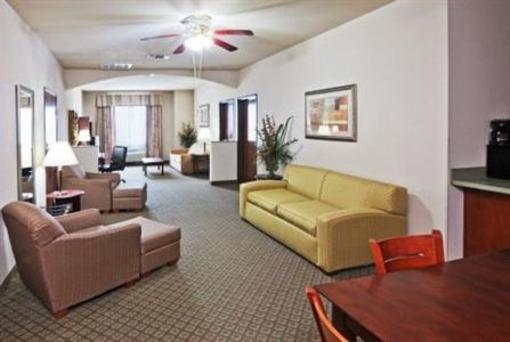 фото отеля Holiday Inn Express Hotel & Suites Corsicana