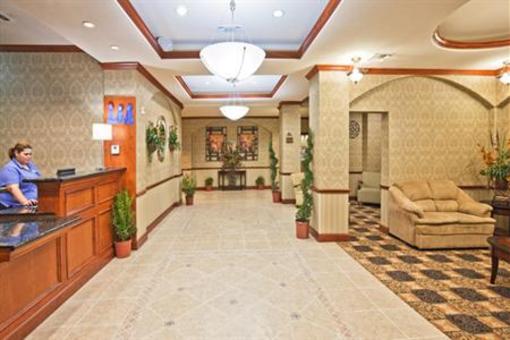 фото отеля Holiday Inn Express Hotel & Suites Corsicana