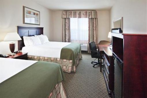 фото отеля Holiday Inn Express Hotel & Suites Corsicana