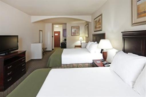 фото отеля Holiday Inn Express Hotel & Suites Corsicana
