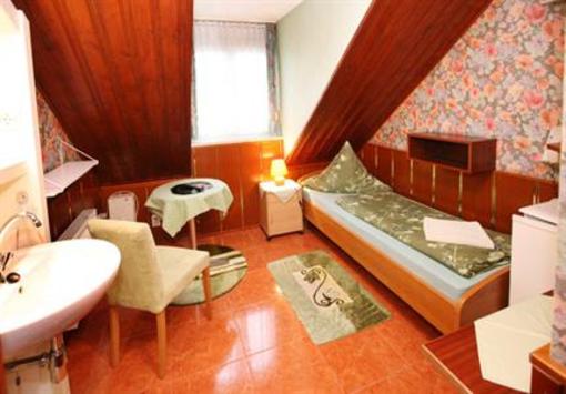 фото отеля Hotel-Pension Klaer