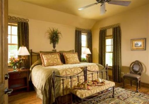 фото отеля Inn On Lake Granbury