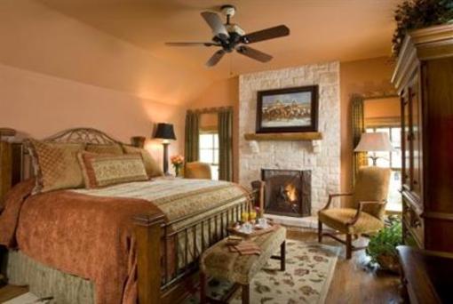 фото отеля Inn On Lake Granbury