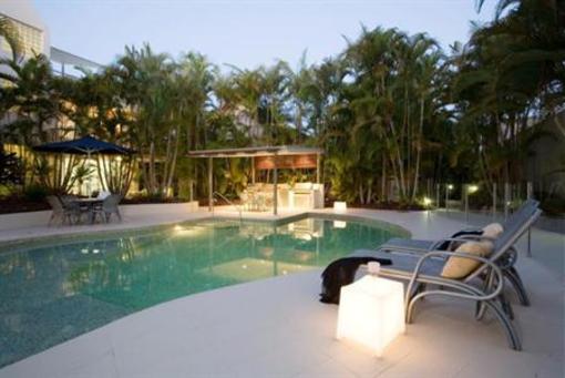 фото отеля Noosa Tropicana