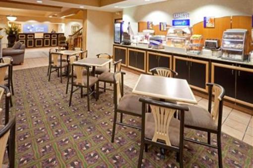 фото отеля Holiday Inn Express Hotel & Suites Fort Worth I-20