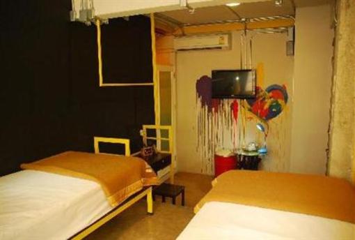 фото отеля Silom Art Hostel