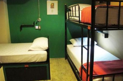 фото отеля Silom Art Hostel