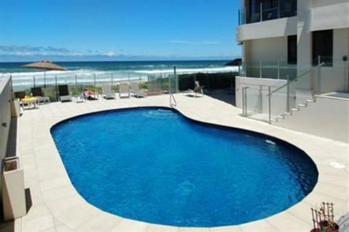 фото отеля Dorchester On The Beach Apartments Gold Coast