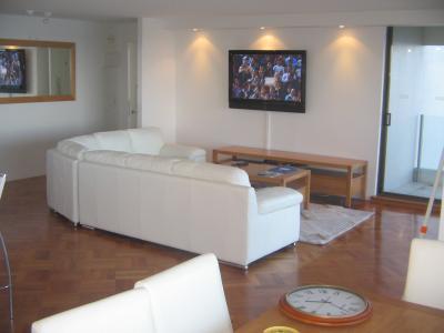 фото отеля Dorchester On The Beach Apartments Gold Coast