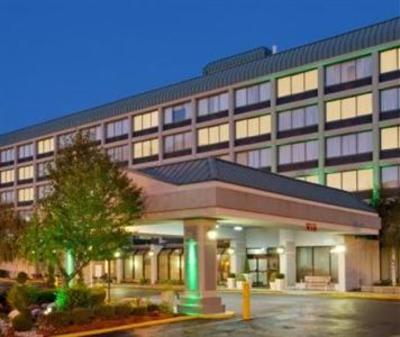 фото отеля Holiday Inn Fort Lee