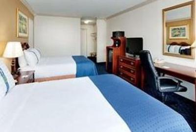 фото отеля Holiday Inn Fort Lee
