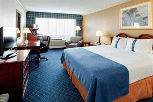 фото отеля Holiday Inn Fort Lee