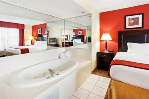 фото отеля Holiday Inn Express Alcoa Knoxville Airport