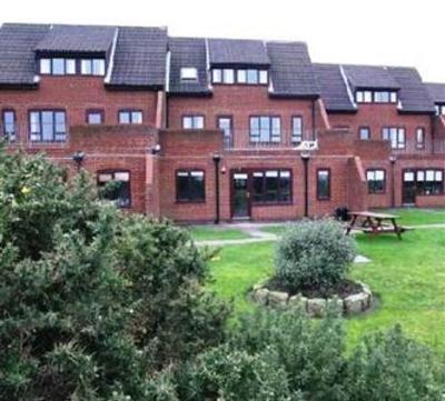 фото отеля Cromer Country Club